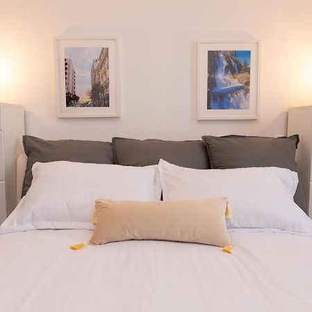 Nobel: Premium Two-Room Apartment In Bucharest'S City Center! Buitenkant foto