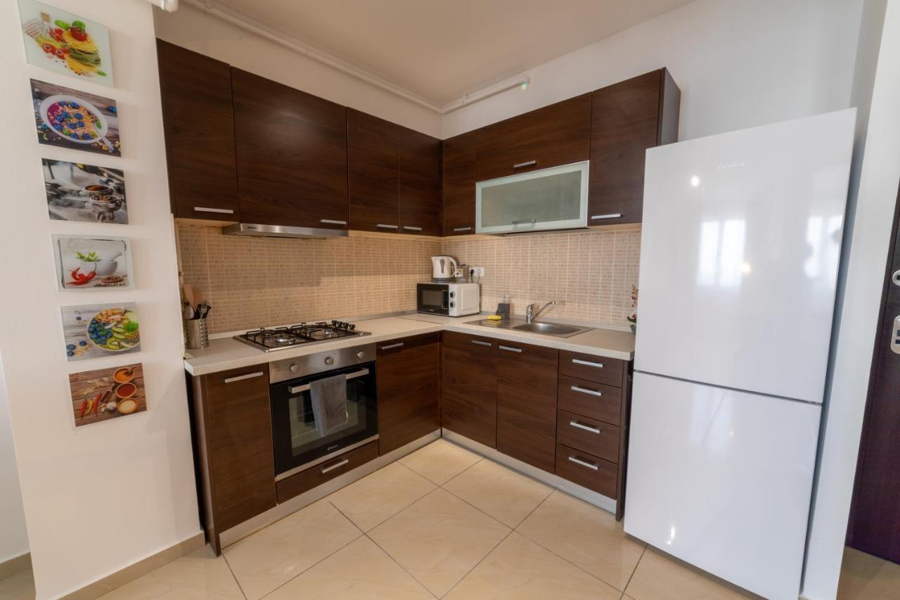 Nobel: Premium Two-Room Apartment In Bucharest'S City Center! Buitenkant foto